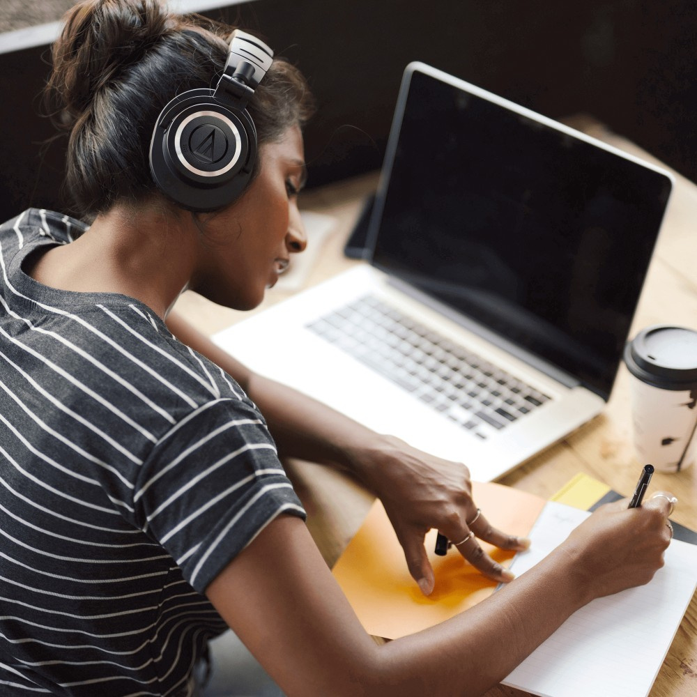 Audio Technica ATH-M50xBT2, langattomat over-ear-kuulokkeet, musta