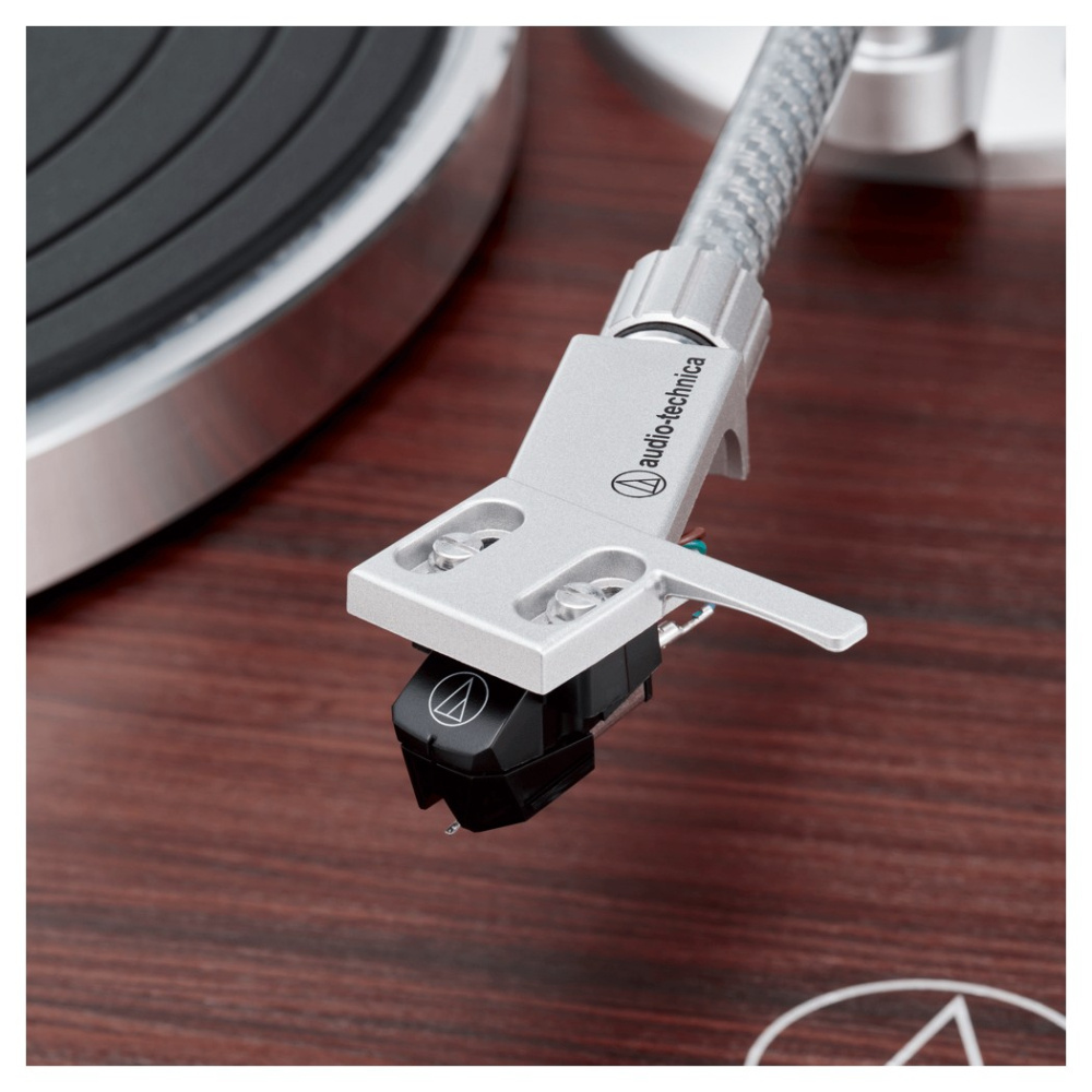 Audio-Technica AT-LPW50BT-RW levysoitin, Bluetooth, pähkinäpuu