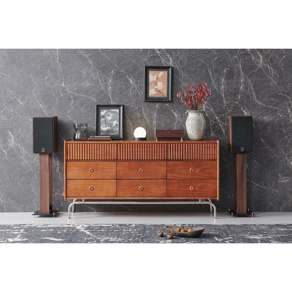 Elipson Heritage XLS7 retrohenkiset jalustakaiuttimet, pähkinäpuu, pari