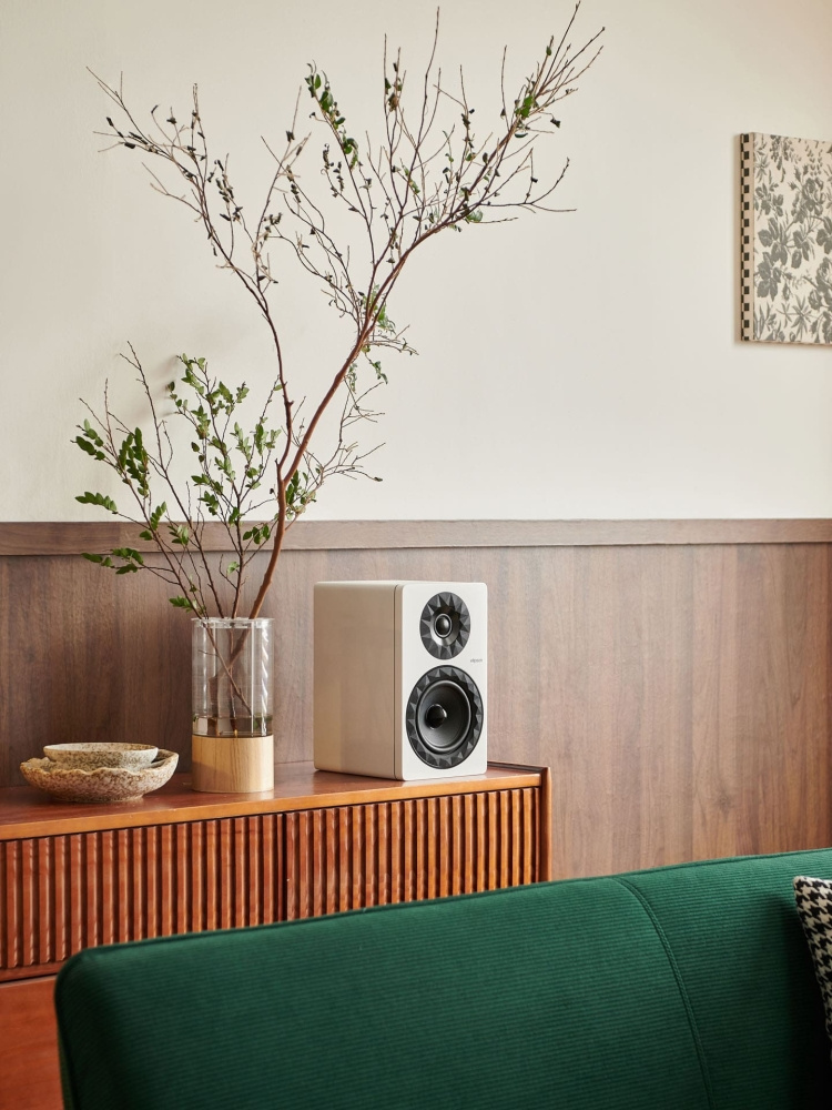 Elipson Prestige Facet II 6B jalustakaiuttimet, mattavalkoinen pari