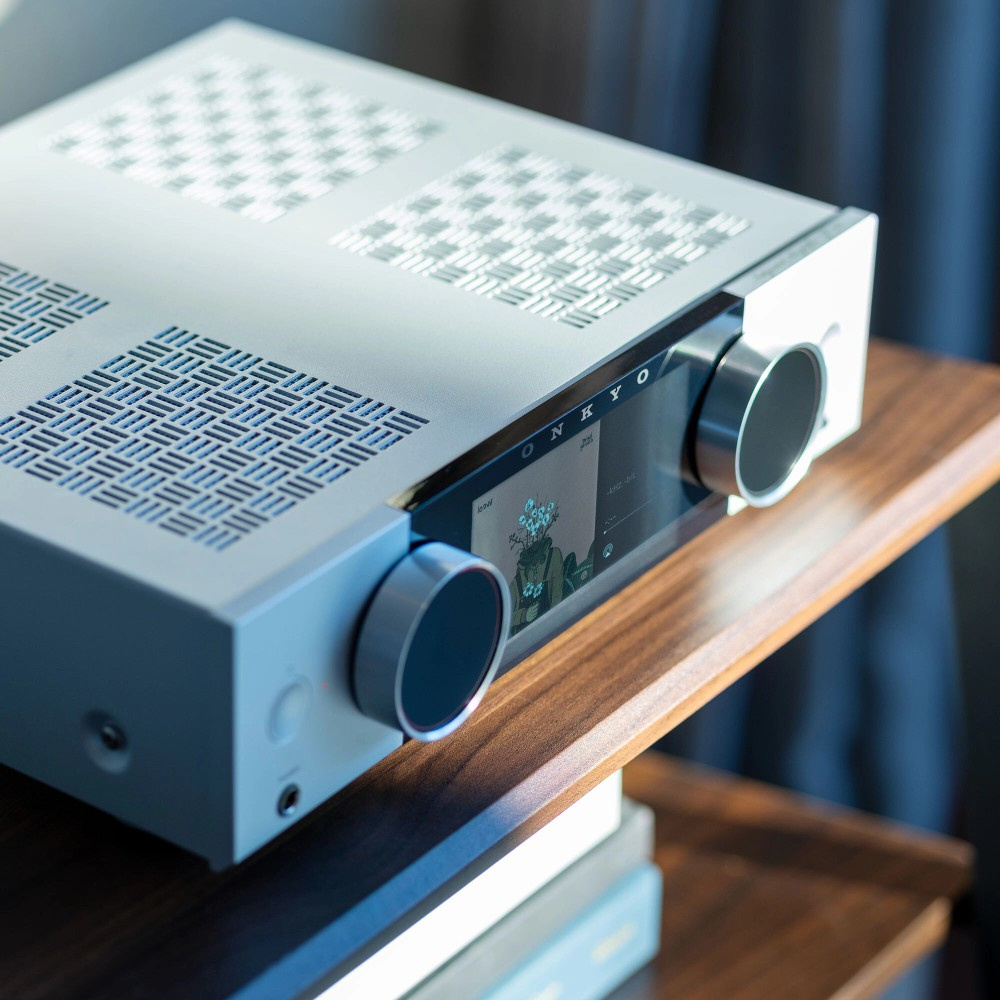 Onkyo Muse Y-50 striimaava vahvistin, hopea