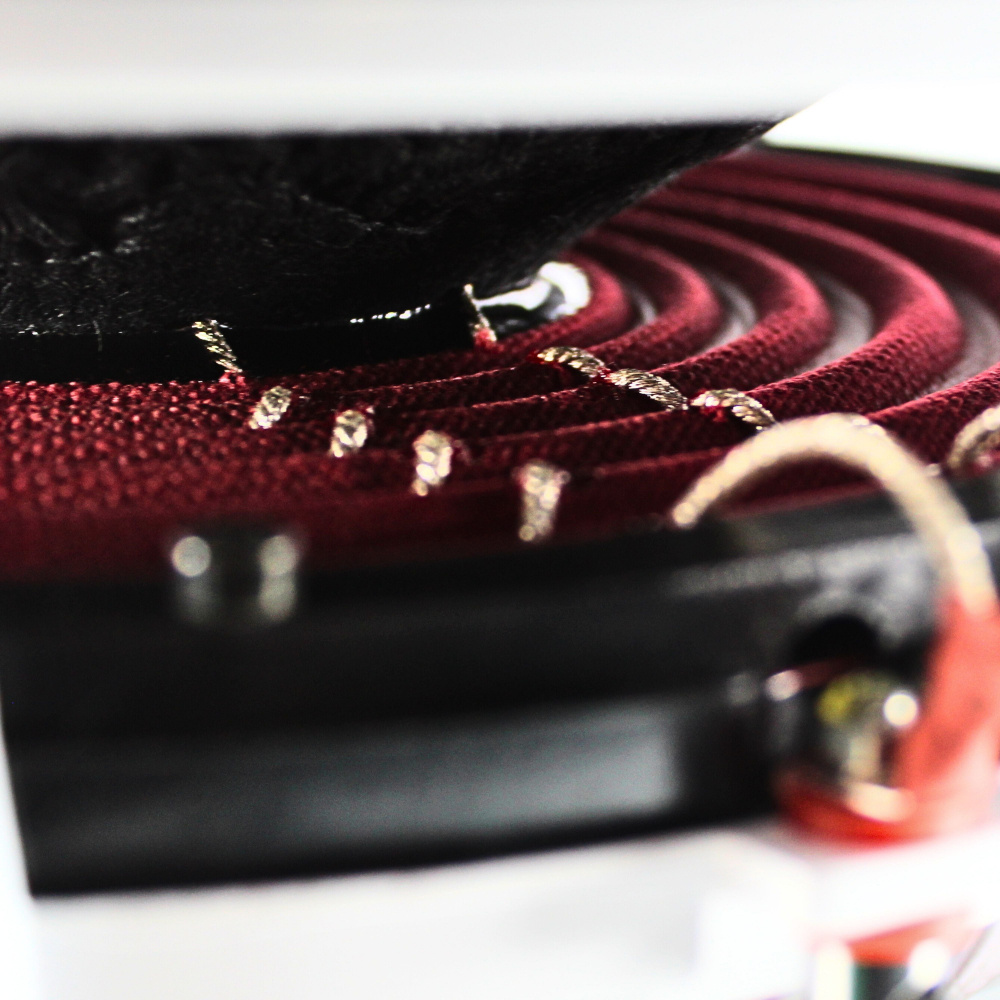 B2 AUDIO RIOT D4 V2, 2X4 Ohm 12-tums bas