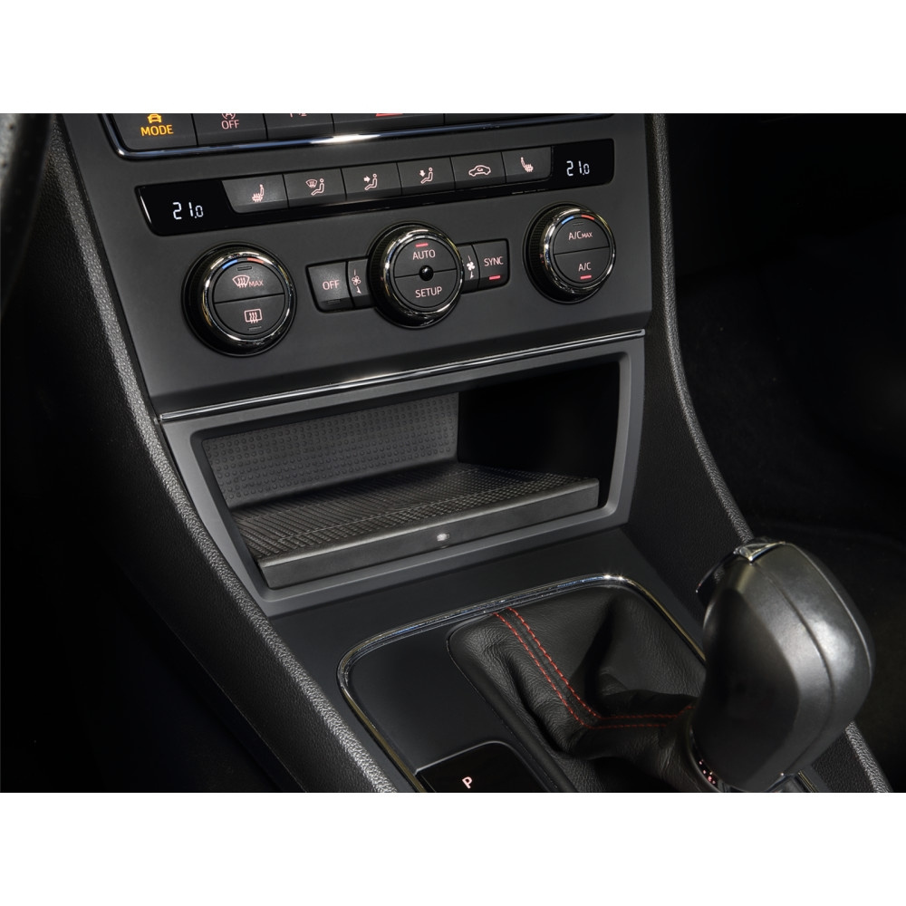 INBAY® tasku Seat Leon 10W:lle