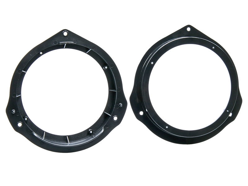 Kaiutinsovitin Mercedes C-luokka 2007-> 6.5