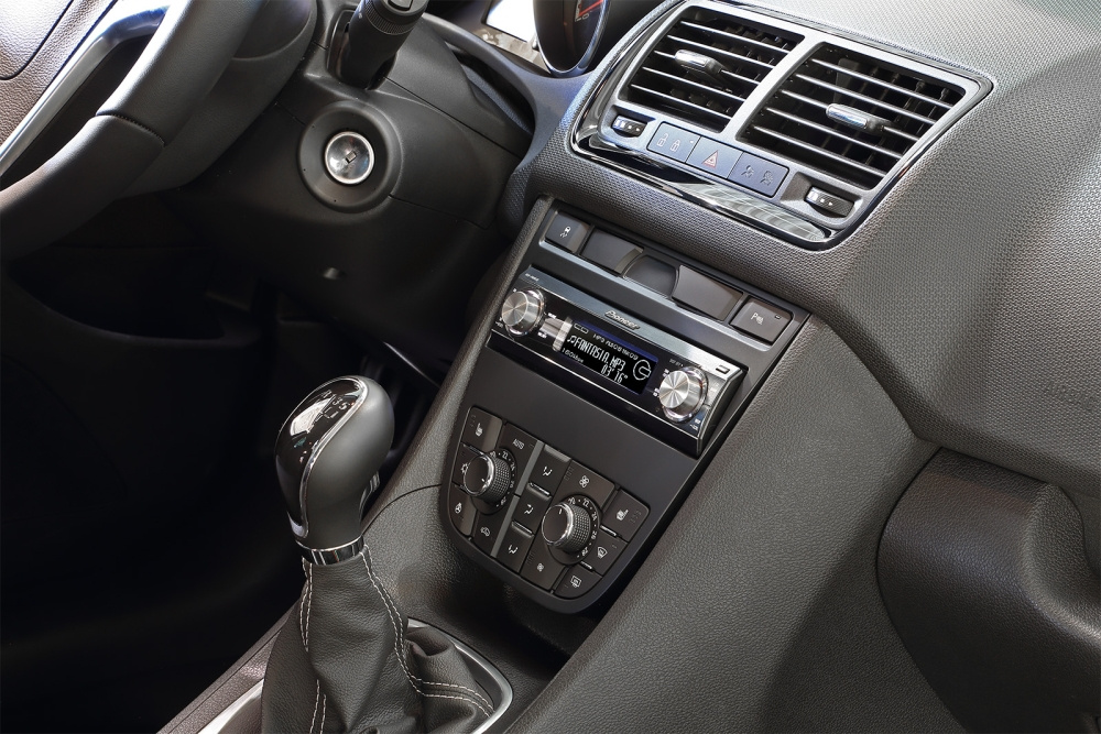 Asennuskehys 1-DIN Opel Meriva B, musta