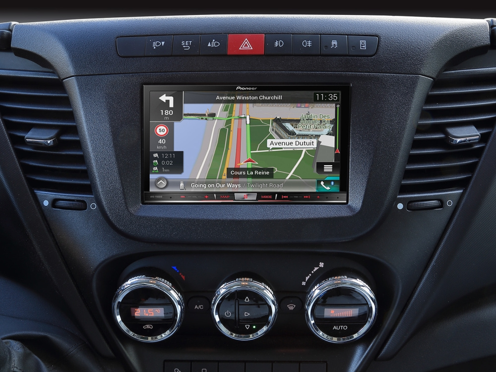 Asennuskehys 2-DIN Iveco Daily 2014-2024