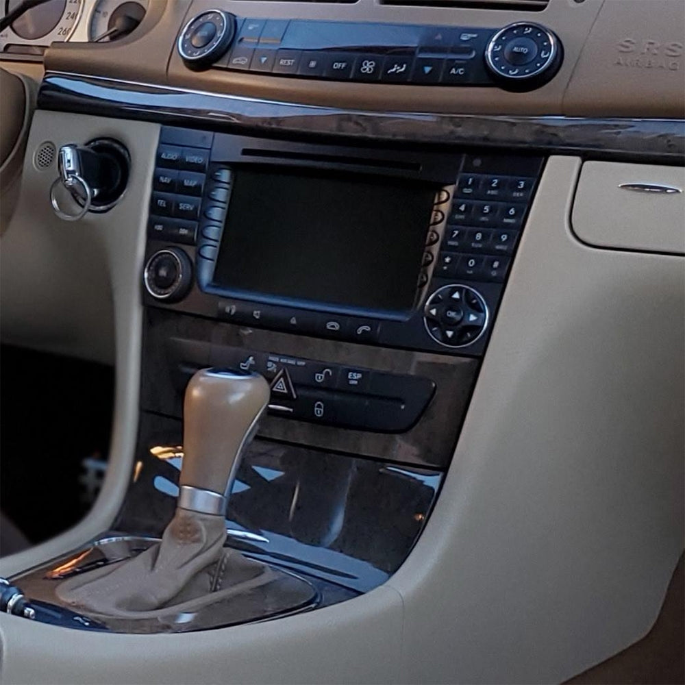 Auto-Connect asennussarja 9 tuuman autosoittimelle, Mercedes E-Class W211 ja CLS C219