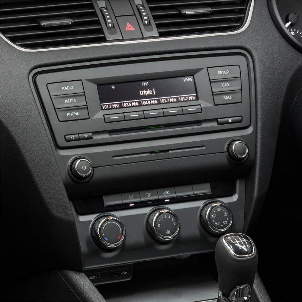 Auto-Connect asennussarja 9/10.1 tuuman autosoittimelle, Skoda Octavia 5E 2013-2020