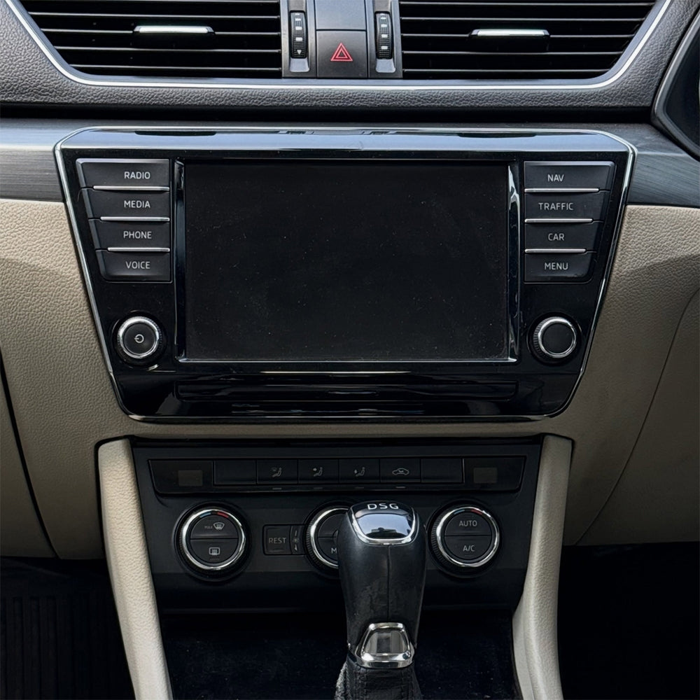 Auto-Connect asennussarja 9/10.1 tuuman autosoittimelle, Skoda Superb 3V 2015-2020