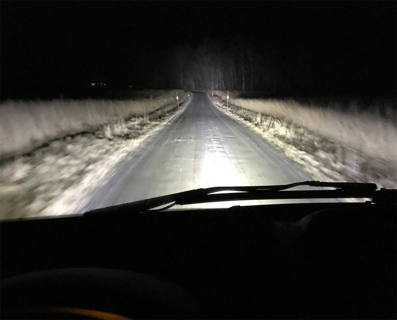 NIZLED B200C2, 20 tuumaa / 56,5 cm LED-raita, 200W