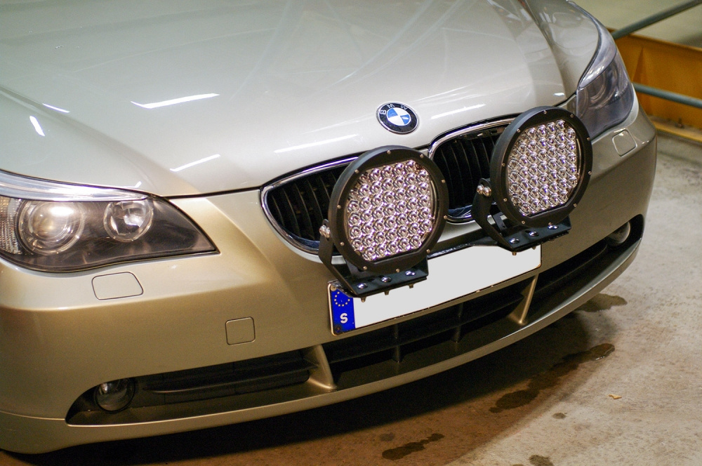 NIZLED nummerplåtfäste för N225