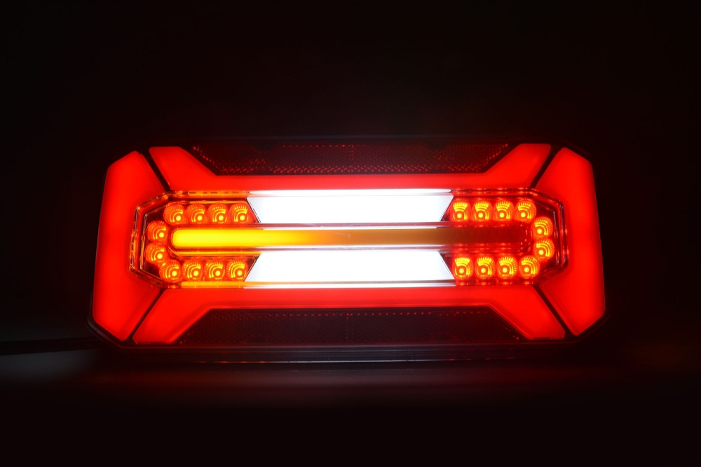 Strands Bakljus 5 Funk. LED - Yleiskäyttöinen, 12-24V Dc, Dynaaminen vilkkuminen, IP66/68