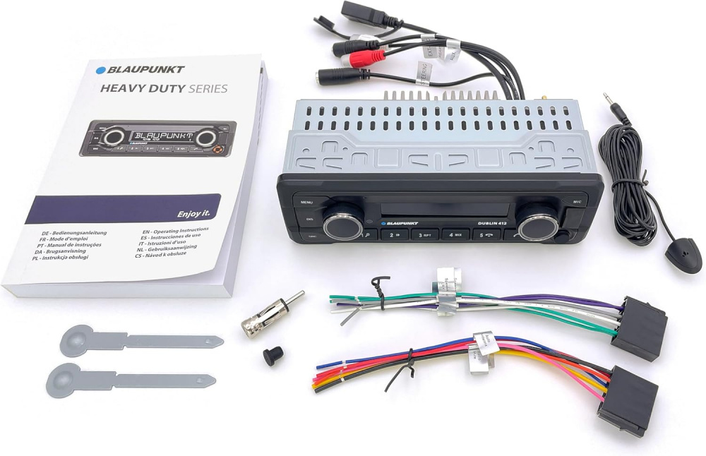 Blaupunkt Dublin 412, kestävä stereo Bluetoothilla ja 3 paria matalan tason lähtöjä