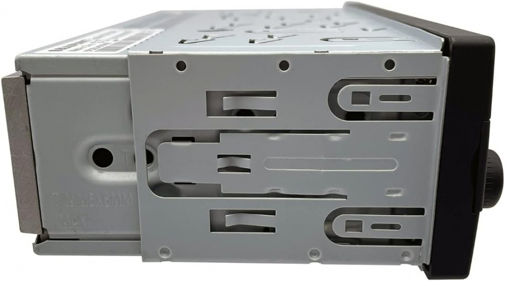 Blaupunkt Frankfurt RCM 82 DAB, retro autoradio Bluetoothilla ja DAB:illa