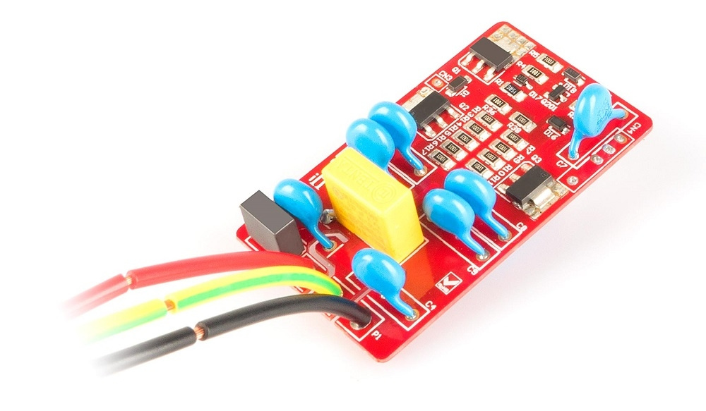 iFi Audio AC iPurifier, aktiivinen verkkosuodatin