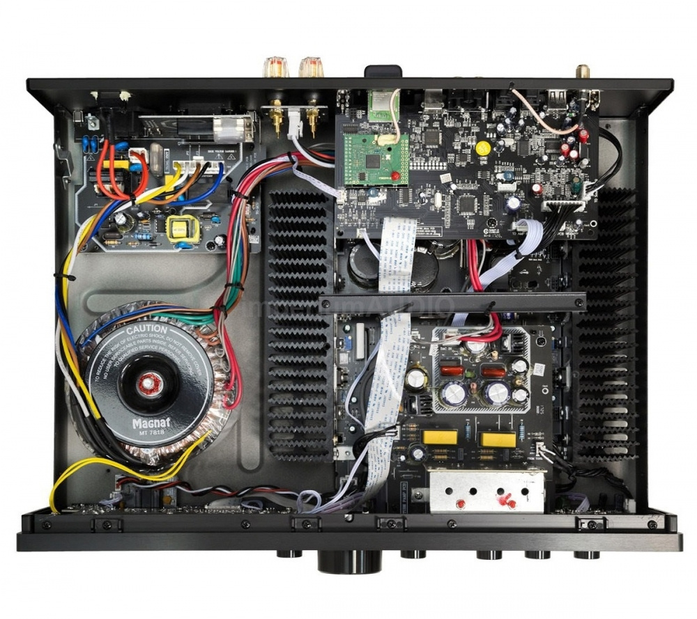 Magnat MR780, stereovahvistin putkilla