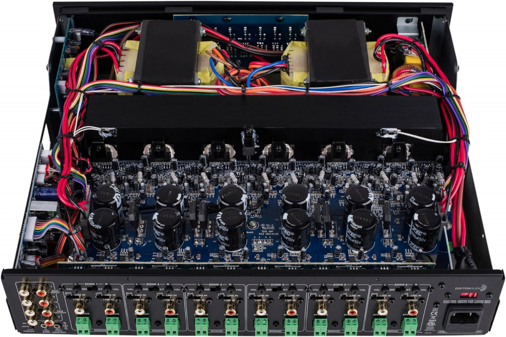 Dayton Audio MA1240 & 2 paria Magnat ICP82 upotettavia kaiuttimia