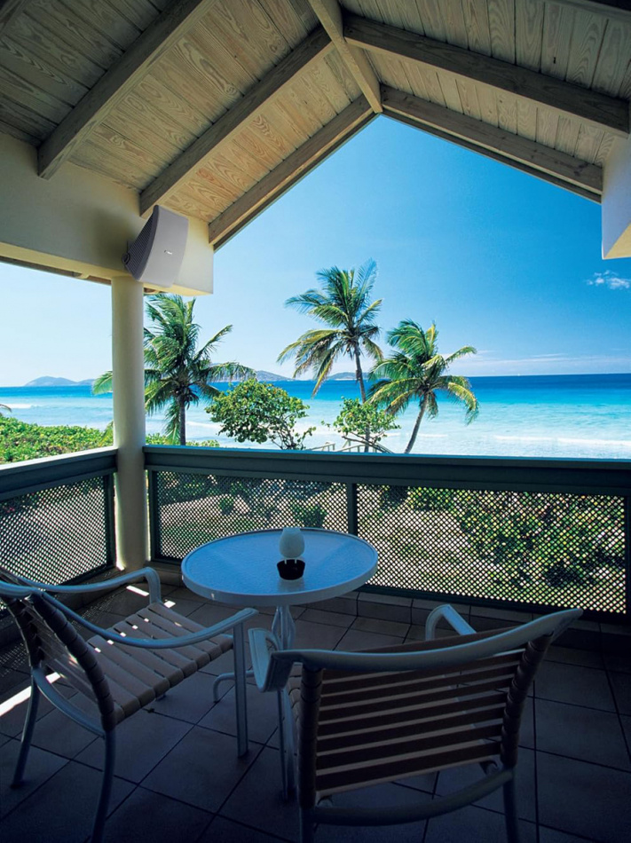 Dynavoice CA802BT & Yamaha NS-AW592 ulkokaiuttimet, valkoinen