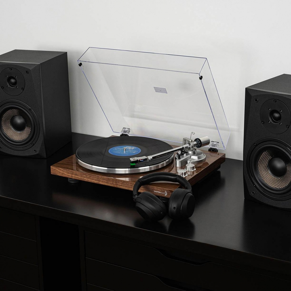 Dayton Audio TT-1BTW Onkyo GX-30ARC:n kanssa, vinyylipaketti
